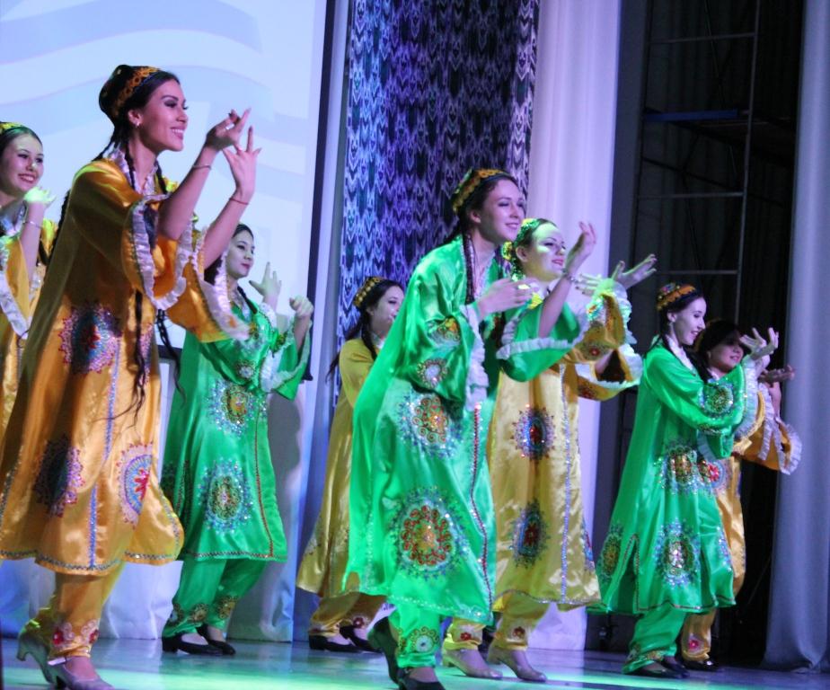Концерт, посвященный Дню Конституции Республики Узбекистан