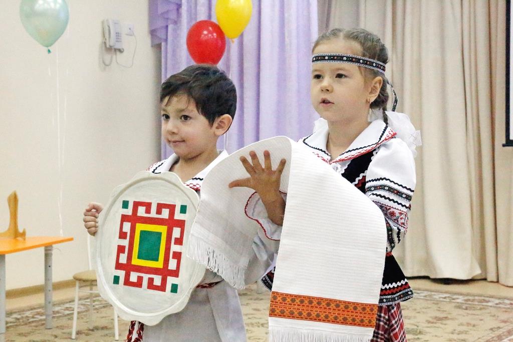 День народного единства в детском саду № 73 (09.11.18)