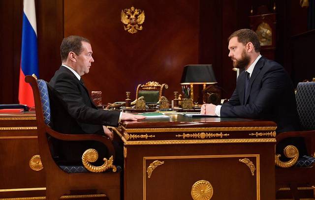 Russia's PM Medvedev meets with Ethnic Affairs Federal Agency head Barinov